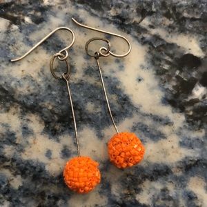 Cutest little dangle earrings.